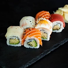 23. Rainbow Maki (6 Biter)